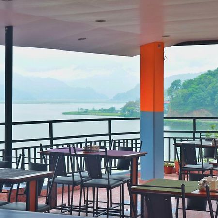 Hotel Direction Pokhara Buitenkant foto