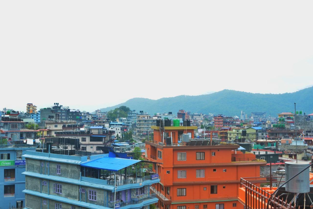 Hotel Direction Pokhara Buitenkant foto