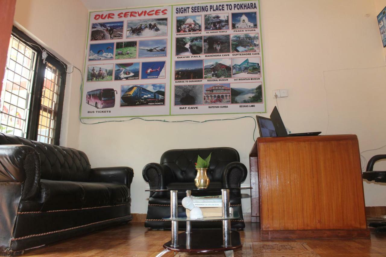 Hotel Direction Pokhara Buitenkant foto