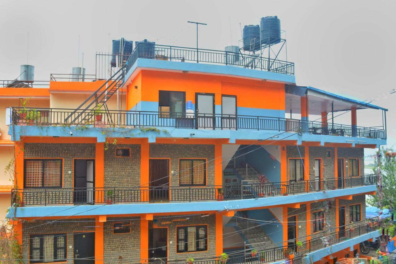 Hotel Direction Pokhara Buitenkant foto